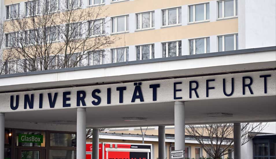 Haupteingang zur Universität Erfurt