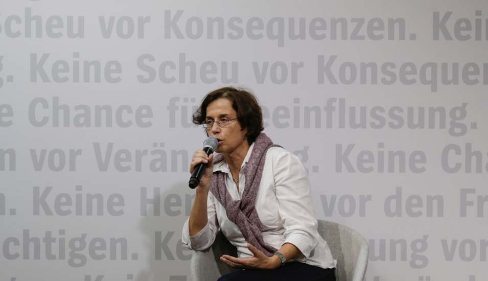 Cornelia Koppetsch bei einem Auftritt auf der Frankfurter Buchmesse 2019.